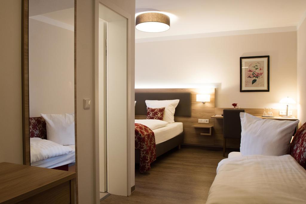Hotel Loehr Baden-Baden Chambre photo
