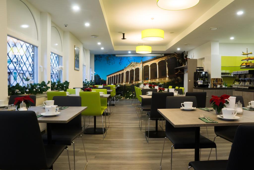 Hotel Loehr Baden-Baden Extérieur photo