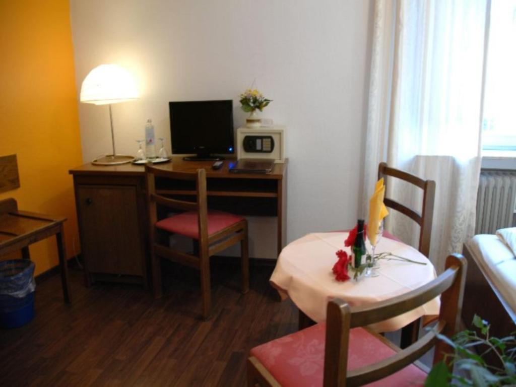 Hotel Loehr Baden-Baden Extérieur photo